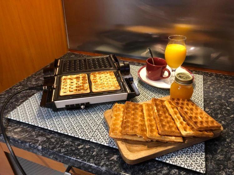 A La Marc'Quize Chambres D'Hotes, Petit Dejeuner Compris, Avec Piscine A Debordement En Exterieur, Bain Nordique A 38 Degres En Prestation Supplement Sur Reservation Horaire Anticipee 1 Place De Parking Gratuite Sur Place Mouxy Eksteriør bilde