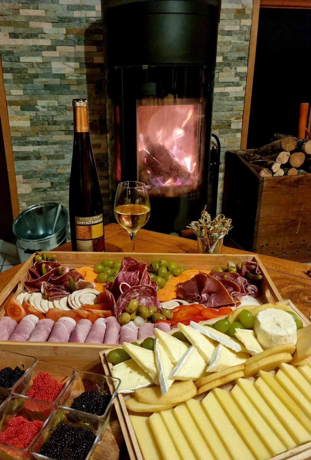 A La Marc'Quize Chambres D'Hotes, Petit Dejeuner Compris, Avec Piscine A Debordement En Exterieur, Bain Nordique A 38 Degres En Prestation Supplement Sur Reservation Horaire Anticipee 1 Place De Parking Gratuite Sur Place Mouxy Eksteriør bilde