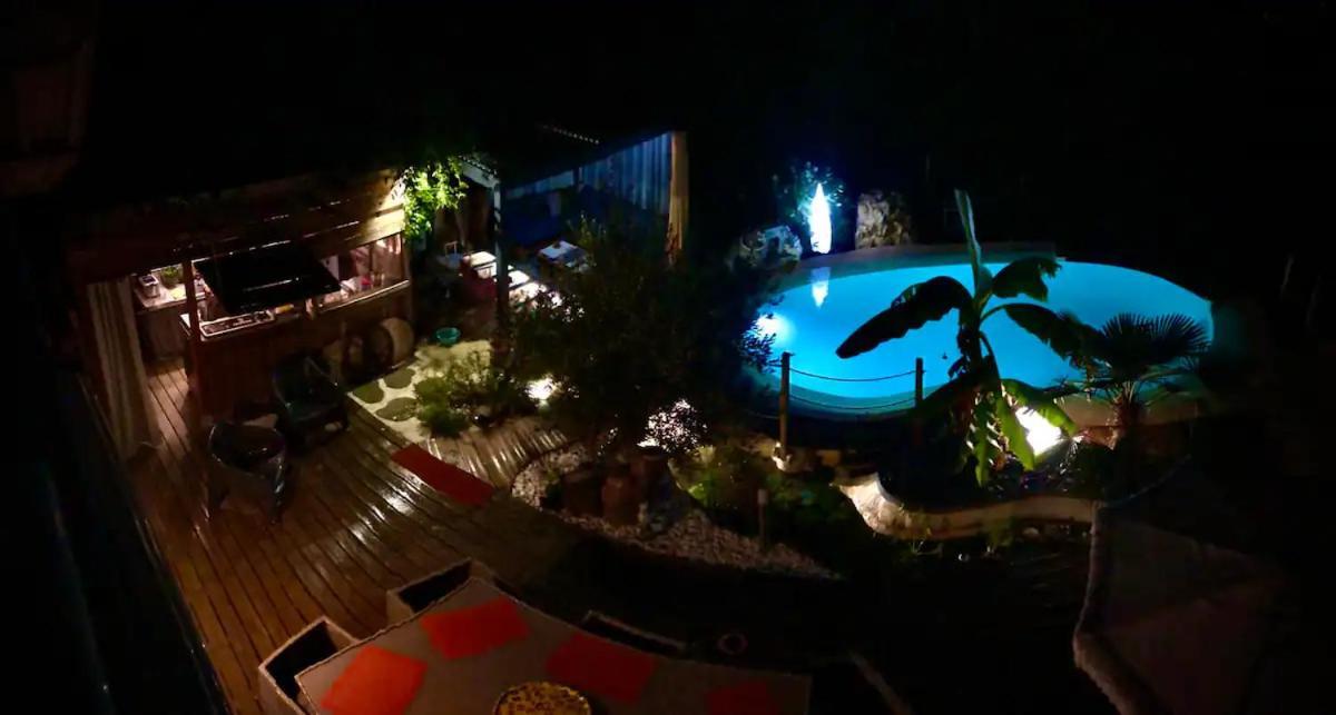 A La Marc'Quize Chambres D'Hotes, Petit Dejeuner Compris, Avec Piscine A Debordement En Exterieur, Bain Nordique A 38 Degres En Prestation Supplement Sur Reservation Horaire Anticipee 1 Place De Parking Gratuite Sur Place Mouxy Eksteriør bilde