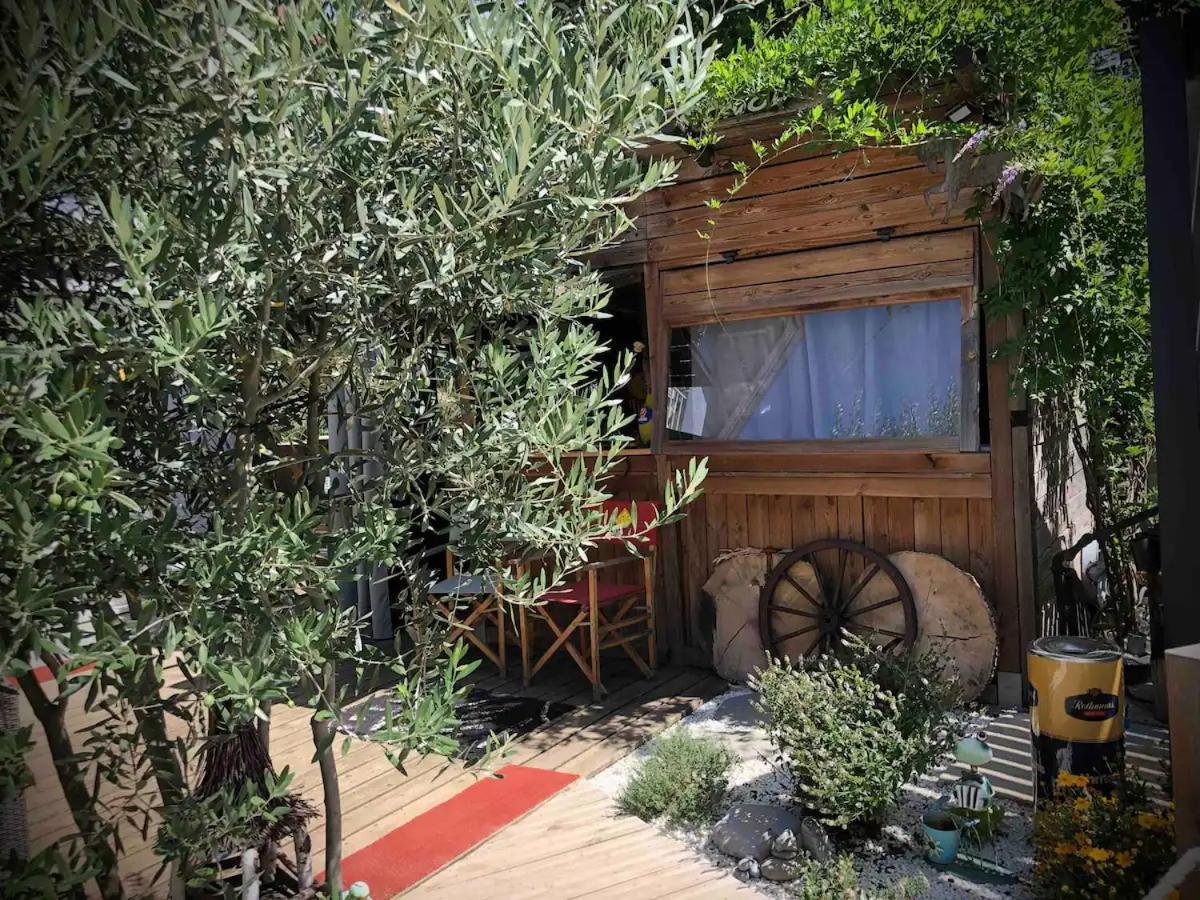 A La Marc'Quize Chambres D'Hotes, Petit Dejeuner Compris, Avec Piscine A Debordement En Exterieur, Bain Nordique A 38 Degres En Prestation Supplement Sur Reservation Horaire Anticipee 1 Place De Parking Gratuite Sur Place Mouxy Eksteriør bilde