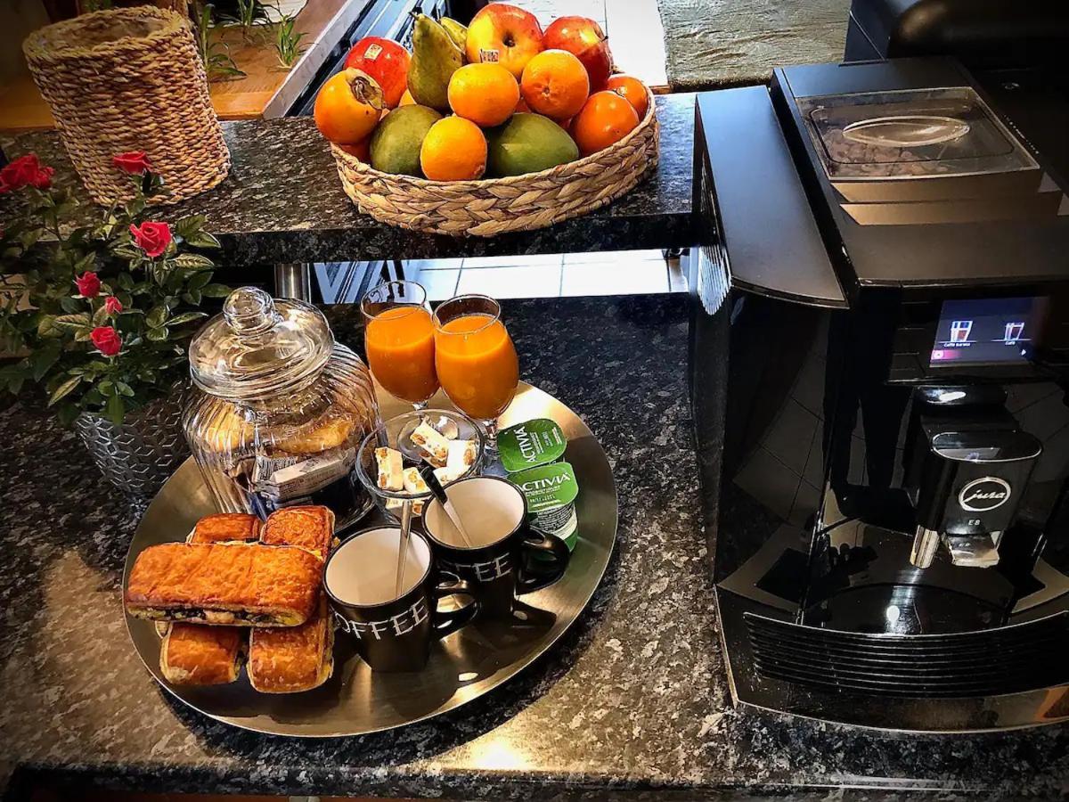 A La Marc'Quize Chambres D'Hotes, Petit Dejeuner Compris, Avec Piscine A Debordement En Exterieur, Bain Nordique A 38 Degres En Prestation Supplement Sur Reservation Horaire Anticipee 1 Place De Parking Gratuite Sur Place Mouxy Eksteriør bilde