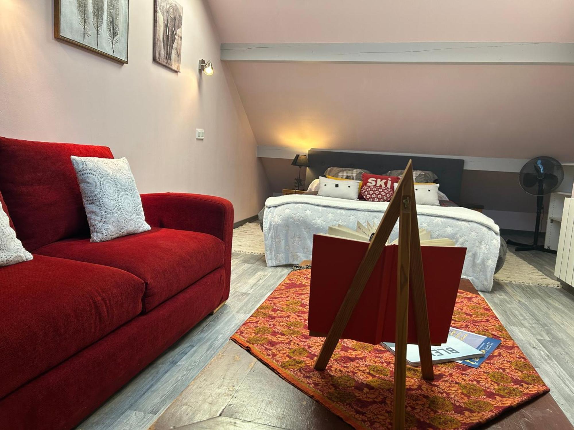 A La Marc'Quize Chambres D'Hotes, Petit Dejeuner Compris, Avec Piscine A Debordement En Exterieur, Bain Nordique A 38 Degres En Prestation Supplement Sur Reservation Horaire Anticipee 1 Place De Parking Gratuite Sur Place Mouxy Eksteriør bilde