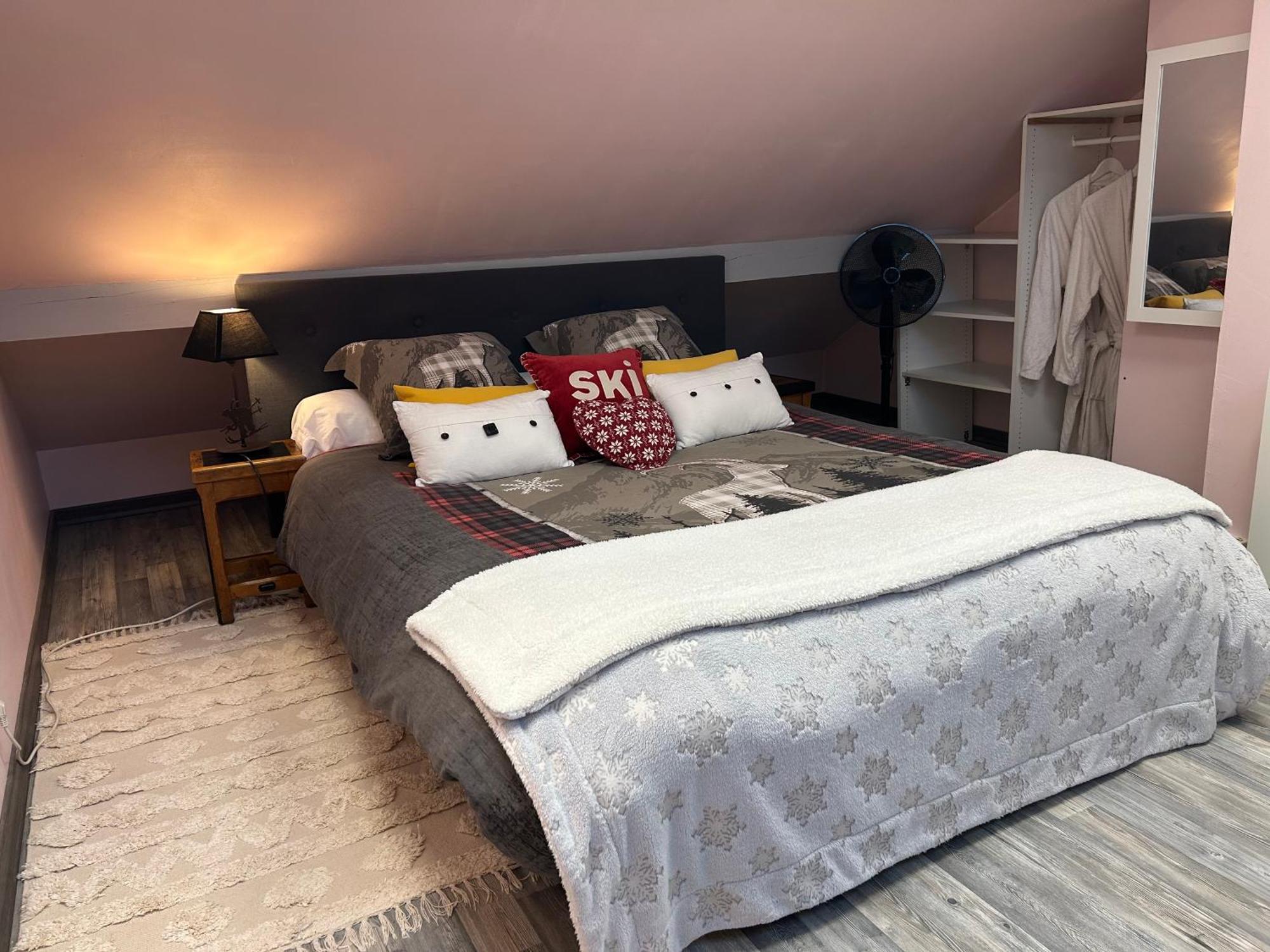 A La Marc'Quize Chambres D'Hotes, Petit Dejeuner Compris, Avec Piscine A Debordement En Exterieur, Bain Nordique A 38 Degres En Prestation Supplement Sur Reservation Horaire Anticipee 1 Place De Parking Gratuite Sur Place Mouxy Eksteriør bilde