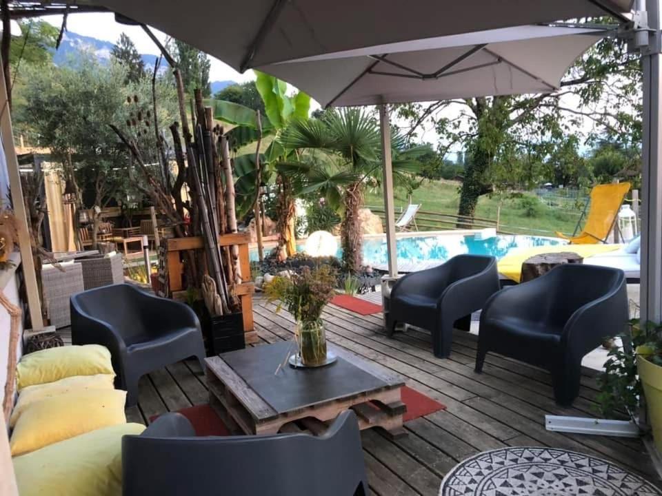 A La Marc'Quize Chambres D'Hotes, Petit Dejeuner Compris, Avec Piscine A Debordement En Exterieur, Bain Nordique A 38 Degres En Prestation Supplement Sur Reservation Horaire Anticipee 1 Place De Parking Gratuite Sur Place Mouxy Eksteriør bilde