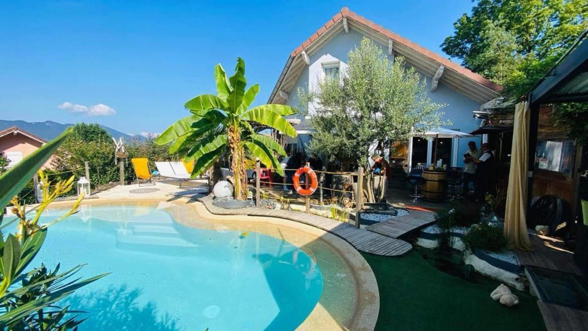 A La Marc'Quize Chambres D'Hotes, Petit Dejeuner Compris, Avec Piscine A Debordement En Exterieur, Bain Nordique A 38 Degres En Prestation Supplement Sur Reservation Horaire Anticipee 1 Place De Parking Gratuite Sur Place Mouxy Eksteriør bilde